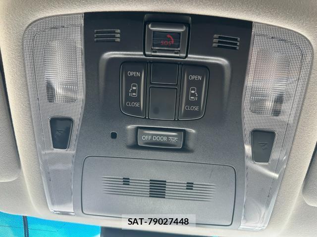 Toyota ALPHARD 2021-06 8373984-12