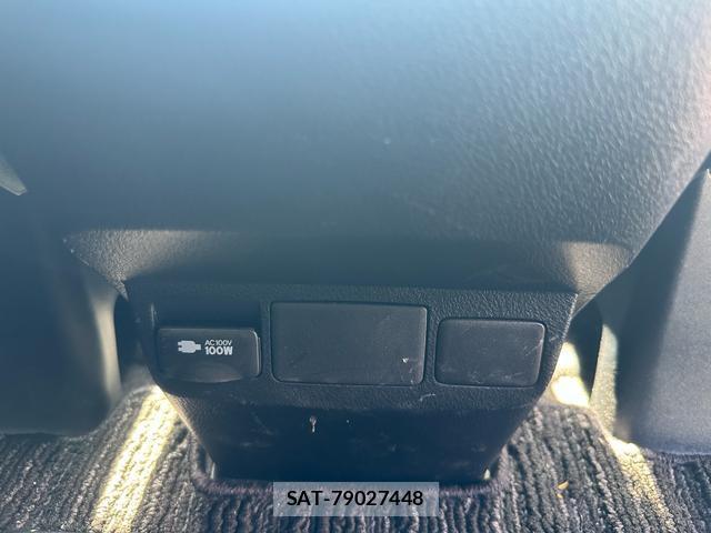 Toyota ALPHARD 2021-06 8373984-8