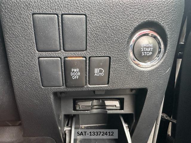 Toyota ALPHARD 2019-03 8373985-12