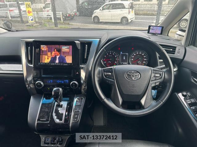 Toyota ALPHARD 2019-03 8373985-16