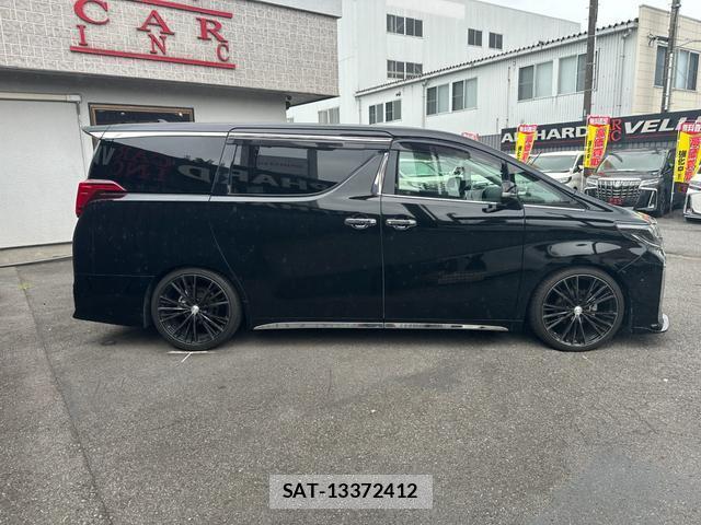 Toyota ALPHARD 2019-03 8373985-19