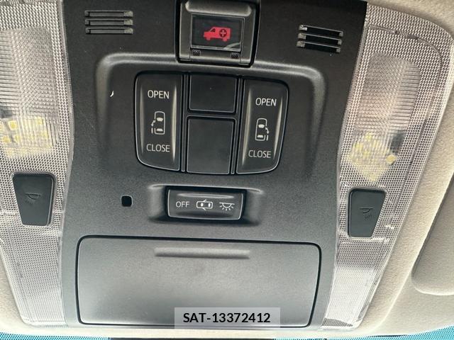 Toyota ALPHARD 2019-03 8373985-7