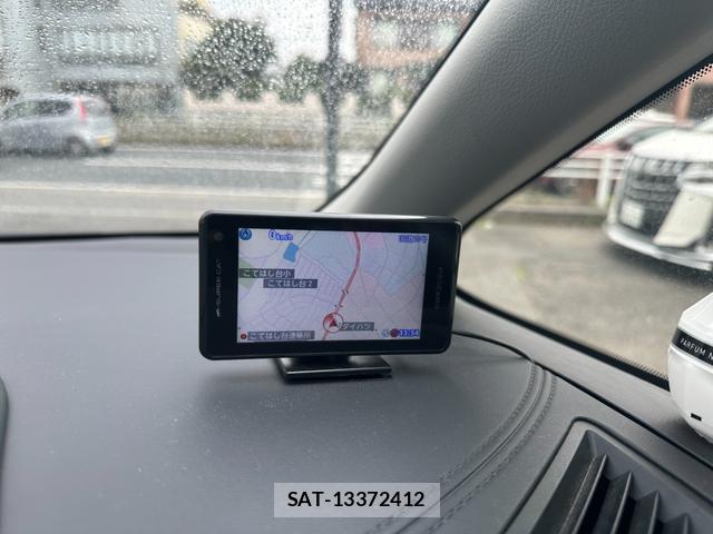 Toyota ALPHARD 2019-03 8373985-9
