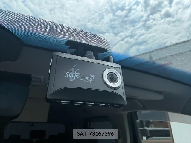 Toyota ALPHARD 2021-04 8373988-13