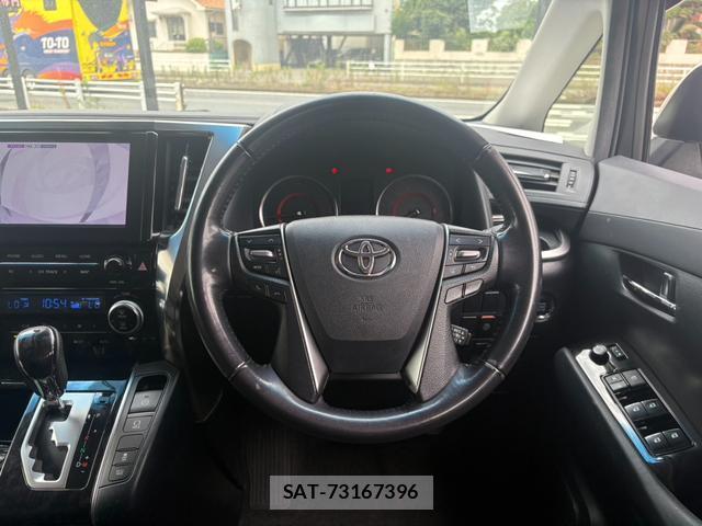 Toyota ALPHARD 2021-04 8373988-6