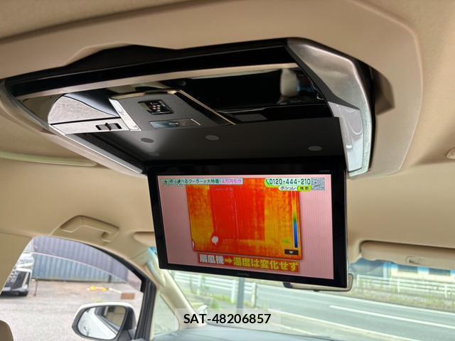 Toyota ALPHARD 2019-01 8373989-1