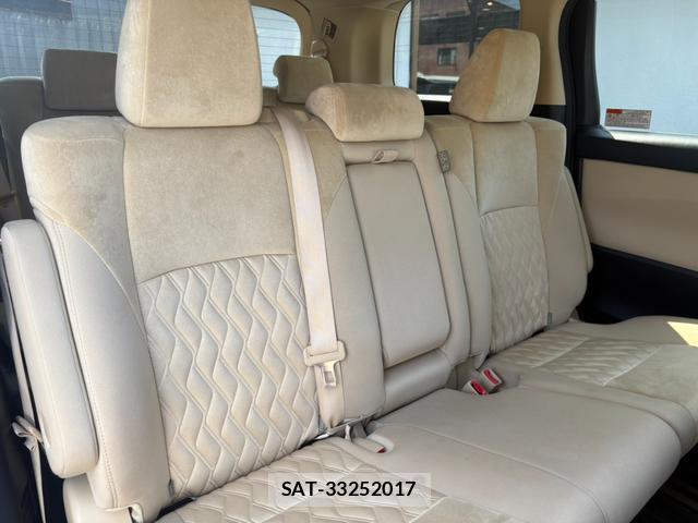 Toyota ALPHARD 2021-08 8373991-6