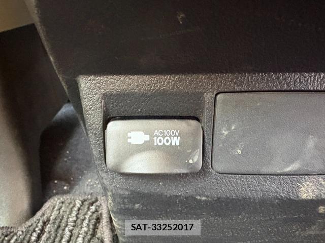 Toyota ALPHARD 2021-08 8373991-7