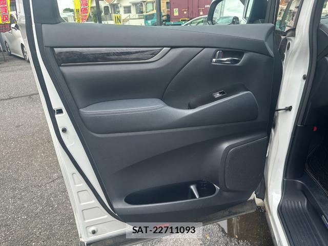 Toyota ALPHARD 2020-03 8373992-19