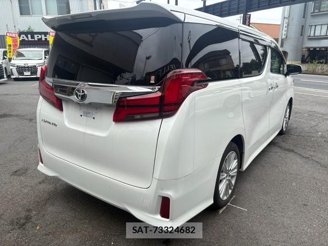 Toyota ALPHARD 2021-08 8373999-16