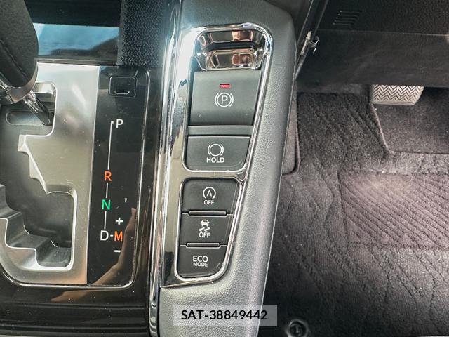 Toyota ALPHARD 2017-07 8374000-1