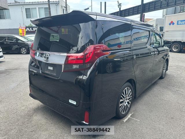 Toyota ALPHARD 2017-07 8374000-15