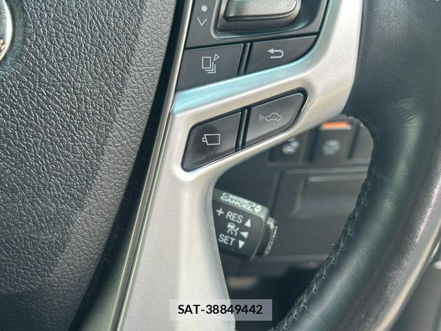 Toyota ALPHARD 2017-07 8374000-5