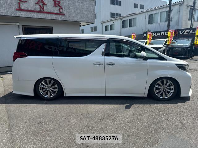 Toyota ALPHARD 2016-11 8374001-14
