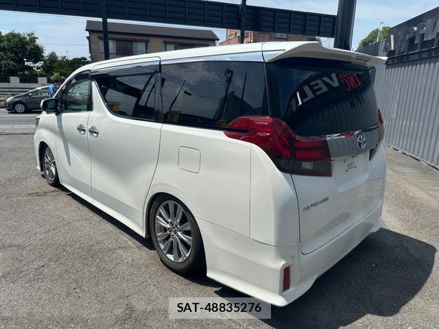 Toyota ALPHARD 2016-11 8374001-17