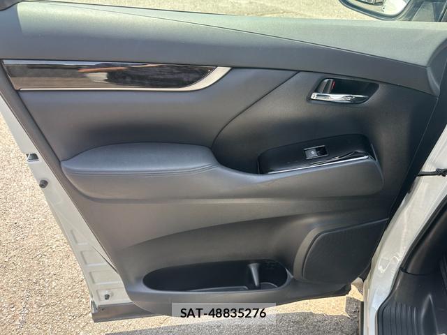 Toyota ALPHARD 2016-11 8374001-19