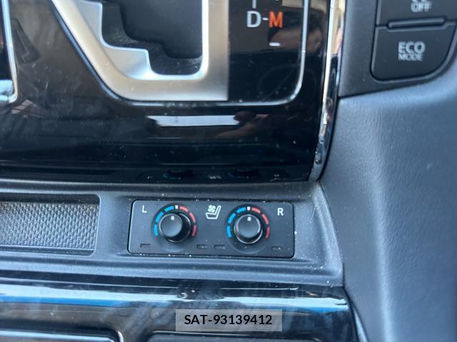 Toyota ALPHARD 2021-05 8374003-6