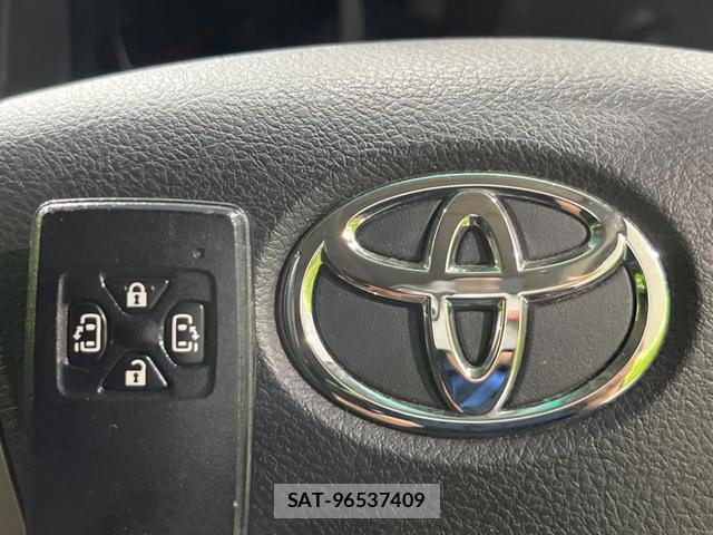 Toyota ALPHARD 2012-04 8374015-7