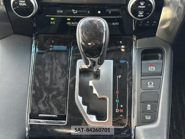 Toyota ALPHARD 2021-05 8374212-15