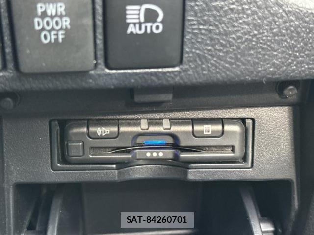 Toyota ALPHARD 2021-05 8374212-16