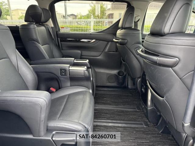 Toyota ALPHARD 2021-05 8374212-4