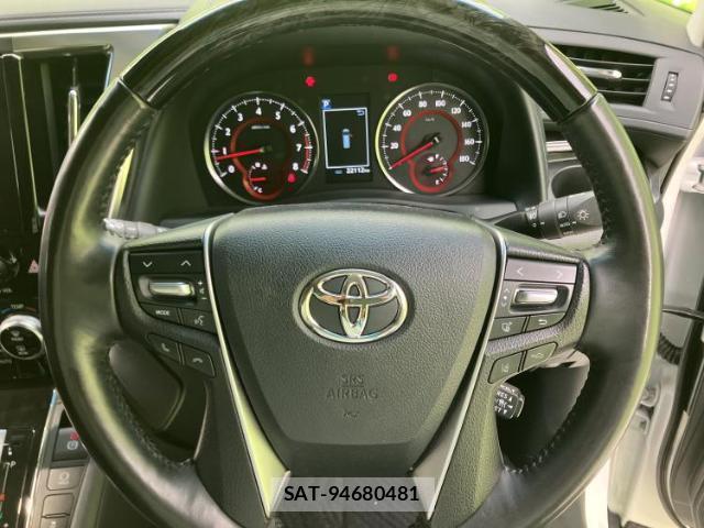 Toyota ALPHARD 2022-06 8374241-16