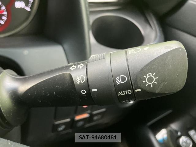 Toyota ALPHARD 2022-06 8374241-17