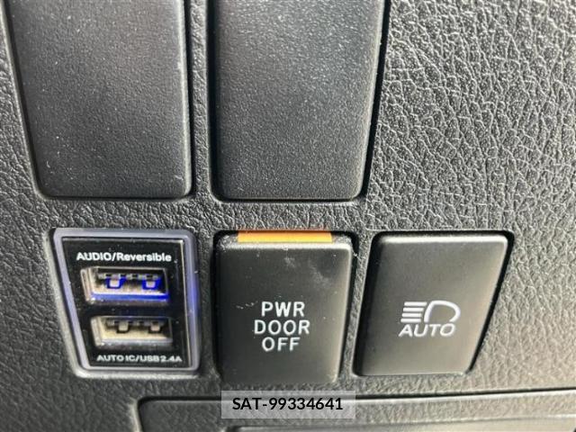 Toyota ALPHARD 2020-01 8374307-15