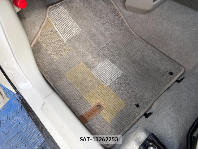 Suzuki LAPIN 2019-08 8372599-18