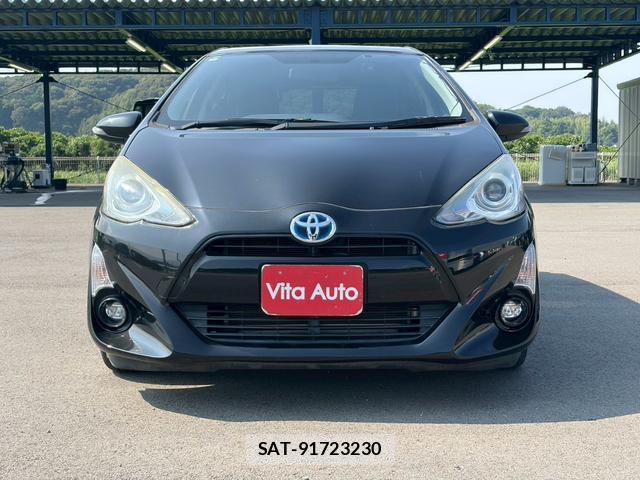 Toyota AQUA 2016-01 8372623-17