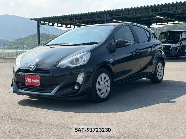 Toyota AQUA 2016-01 8372623-9