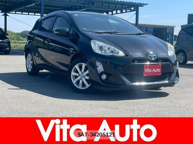 Toyota AQUA 2015-10 8372626-0