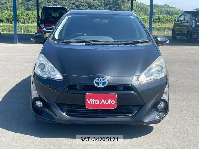 Toyota AQUA 2015-10 8372626-17