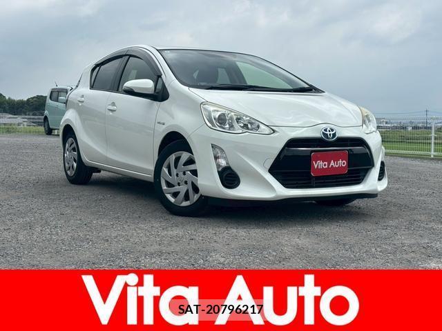 Toyota AQUA 2015-07 8372631-0