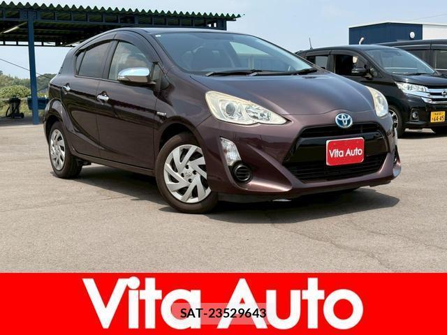Toyota AQUA 2015-10 8372646-0