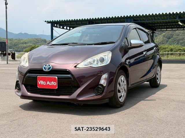 Toyota AQUA 2015-10 8372646-15