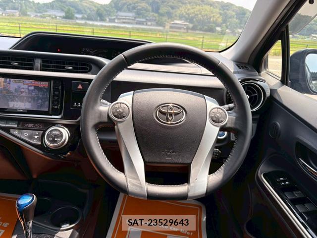 Toyota AQUA 2015-10 8372646-19