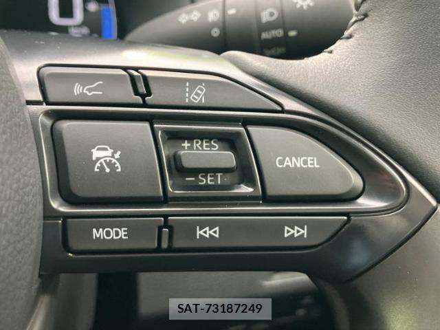 Toyota AQUA 2024-12 8372726-11