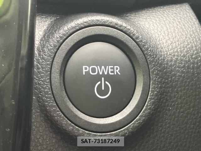 Toyota AQUA 2024-12 8372726-12