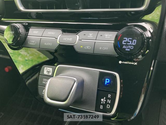 Toyota AQUA 2024-12 8372726-16