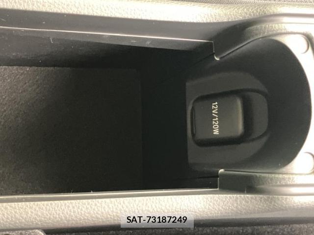 Toyota AQUA 2024-12 8372726-17