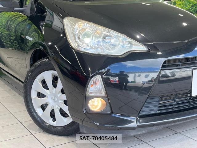 Toyota AQUA 2013-09 8372981-11