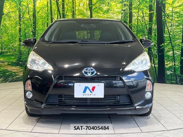 Toyota AQUA 2013-09 8372981-13