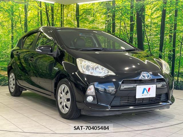 Toyota AQUA 2013-09 8372981-15