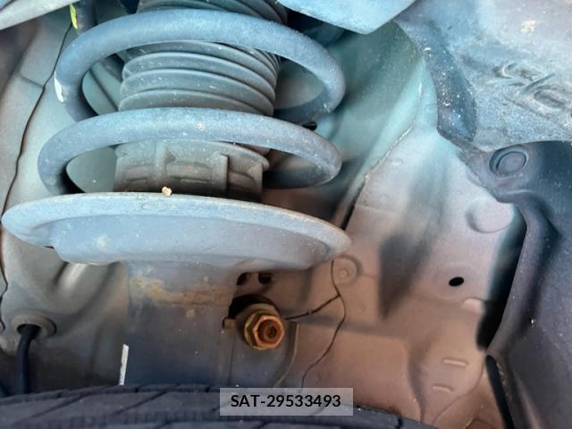 Toyota AQUA 2018-03 8373007-5