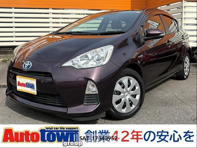 Toyota AQUA 2014-10 8373182-0