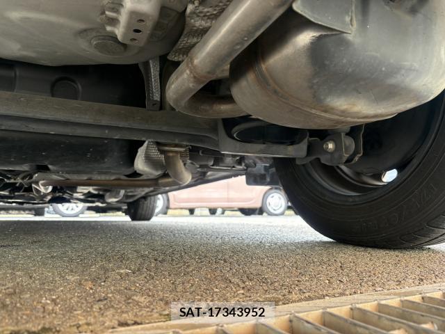 Toyota AQUA 2014-10 8373182-10