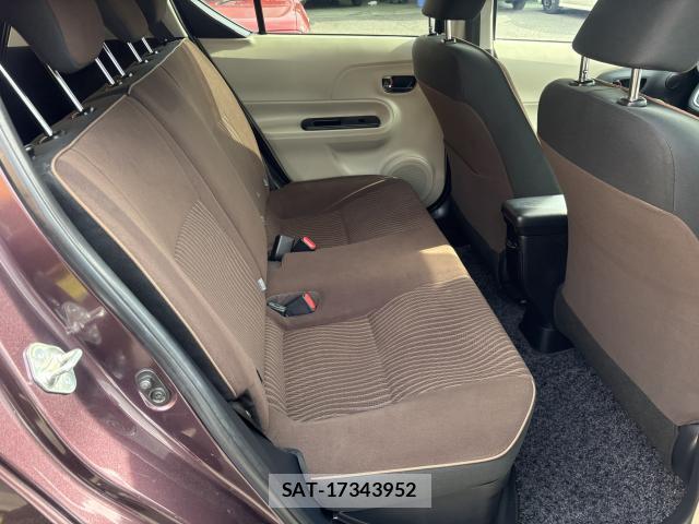 Toyota AQUA 2014-10 8373182-12