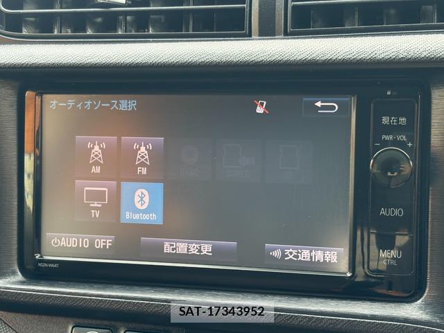 Toyota AQUA 2014-10 8373182-6