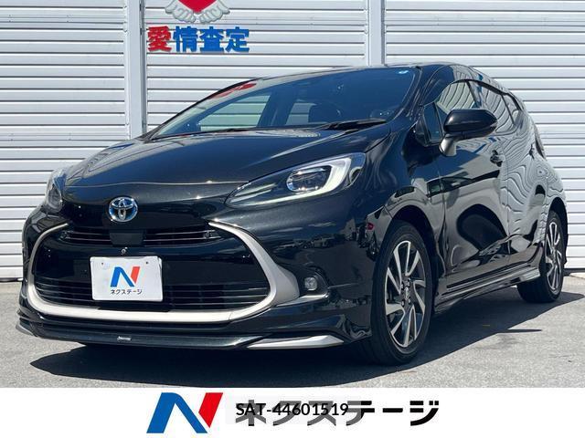 Toyota AQUA 2022-01 8373328-0